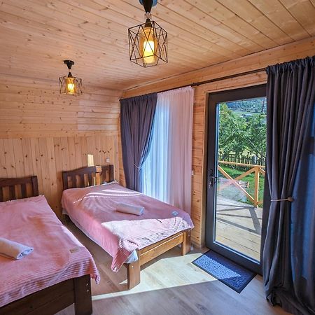 Guest House In Zhabeshi Lali Exterior photo